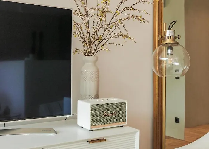 Diamond Luxe & Terrace *