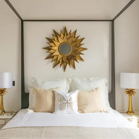 Diamond Luxe & Terrace Apartment *