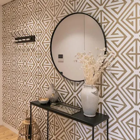 Diamond Luxe & Terrace *