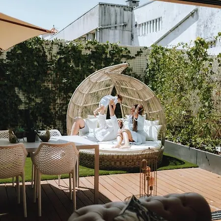 Diamond Luxe & Terrace *