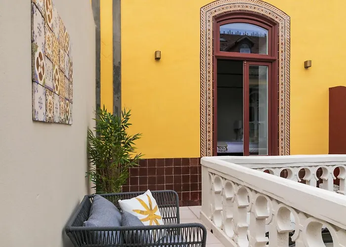 Diamond Luxe & Terrace *