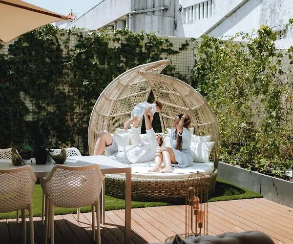 Diamond Luxe & Terrace *