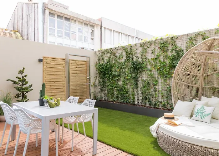 Diamond Luxe & Terrace *