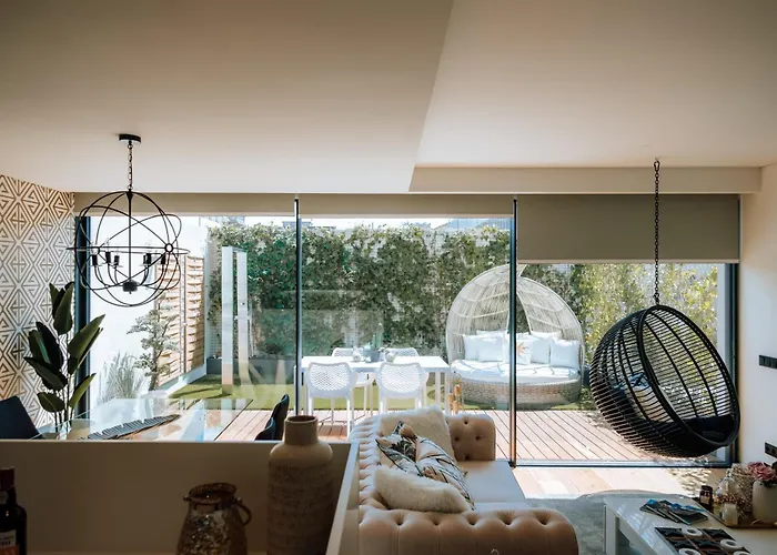 Diamond Luxe & Terrace